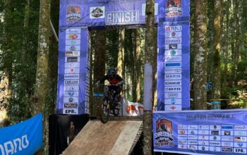 pesepeda gunung dari berbagai daerah, menyuguhkan kompetisi bergengsi yang juga menjadi pembuka resmi rangkaian MASTER DOWNHILL 2025, kejuaraan berjenjang downhill MTB tingkat nasional.