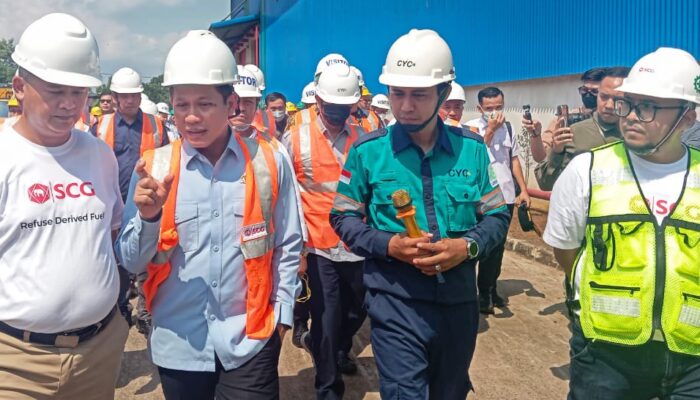 Fakta Menteri KLHK Janji Tangani Perusakan Gunung Salak