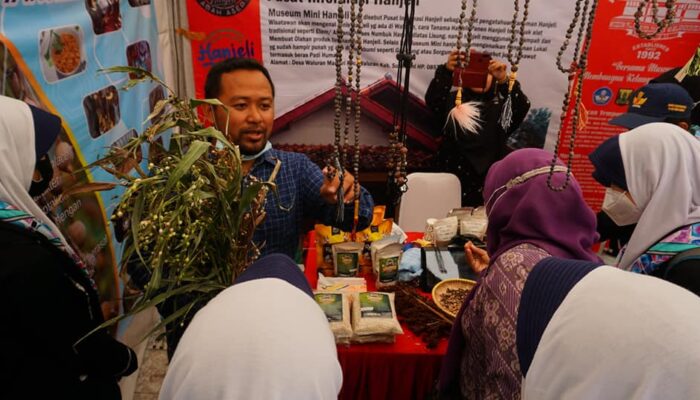 Dari Sukabumi, Abah Asep Diakui atas Dedikasi Pangan Lokal
