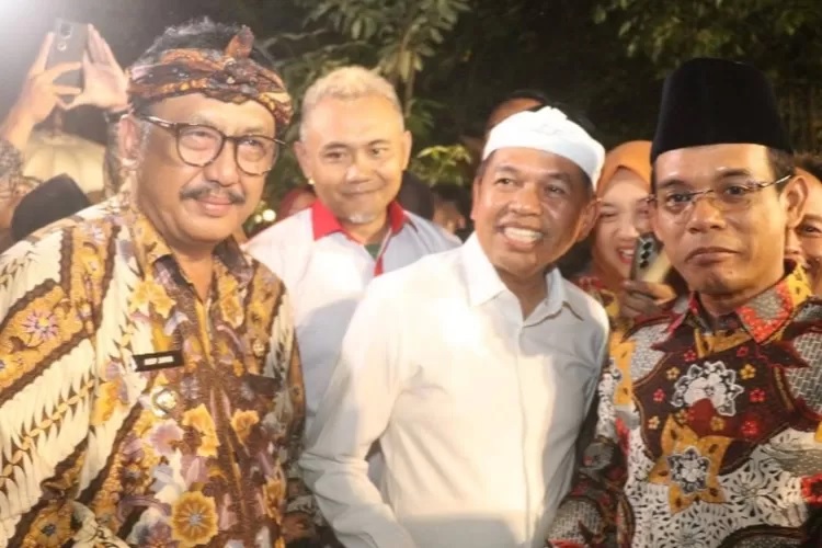 Gubernur Jawa Barat, Dedi Mulyadi, kembali melontarkan kritik tajam kepada Bupati Sukabumi, Asep Jafar