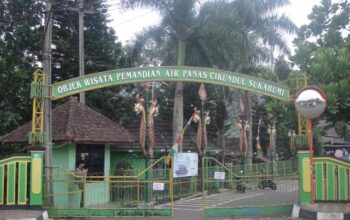 Pemerintah Kota Sukabumi melalui Dinas Kepemudaan, Olahraga, dan Pariwisata (Disporapar) menyiapkan terobosan baru dalam pengelolaan aset wisata daerah. Salah satunya adalah Pemandian Air Panas (PAP) Cikundul yang akan dilelang kepada investor